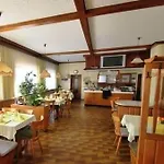 Hotel Waldeck 3*